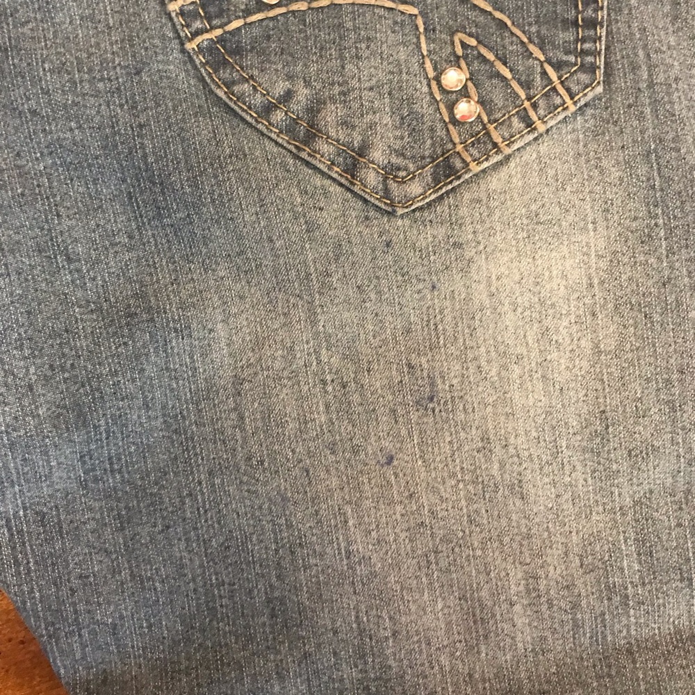 VIP Jeans Denim Capris - Picture 4 of 4